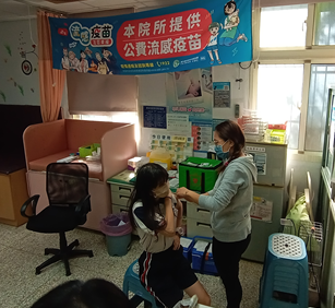 11211校園流感疫苗接種照片2