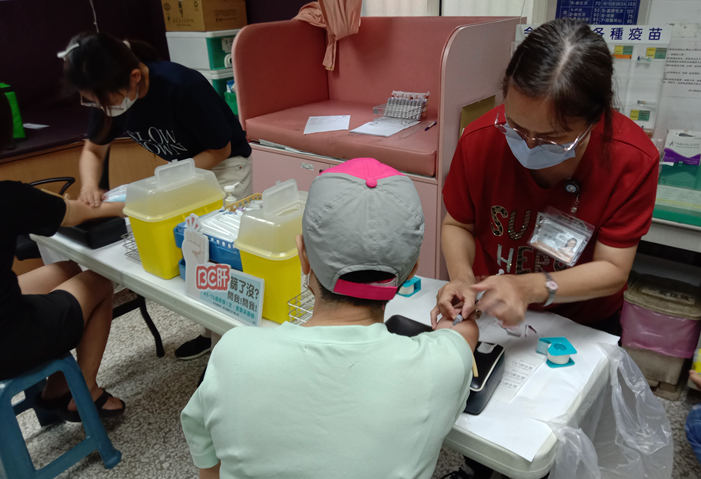 1140420子抹乳攝癌篩、BC肝篩檢_銀髮友善社區預防保健照片3