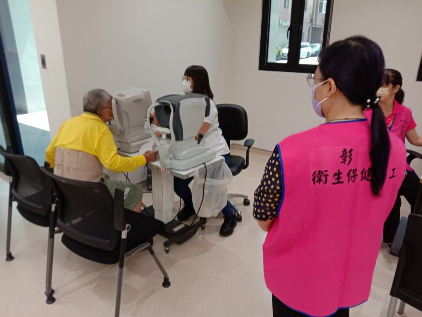 1150601麗睛糖尿病友約診視網膜篩檢活動照片2